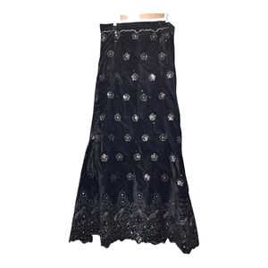 Elegant Black Embroidered Women's Skirt